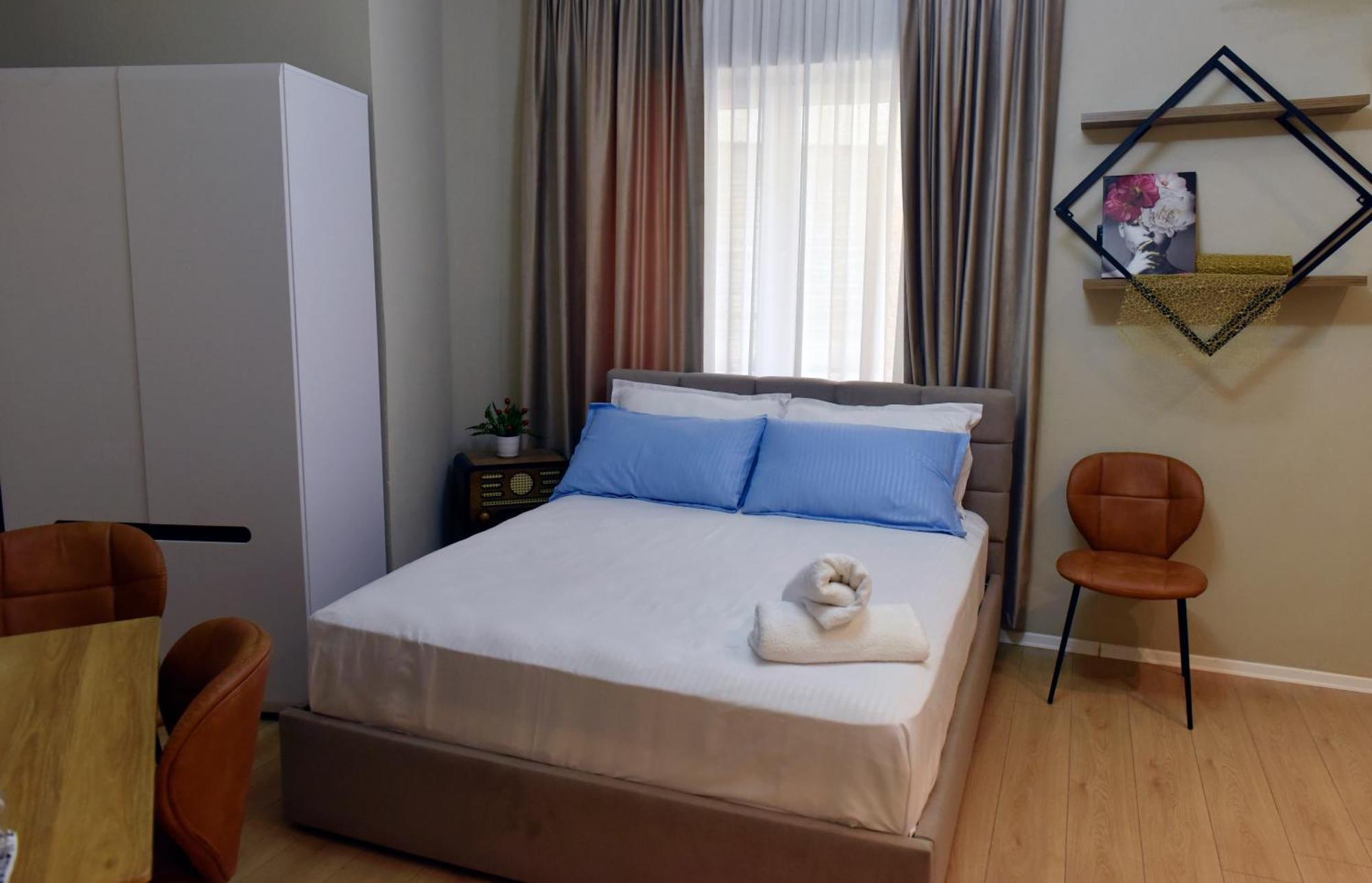 City Center Rooms And Apartments Дуррес Экстерьер фото