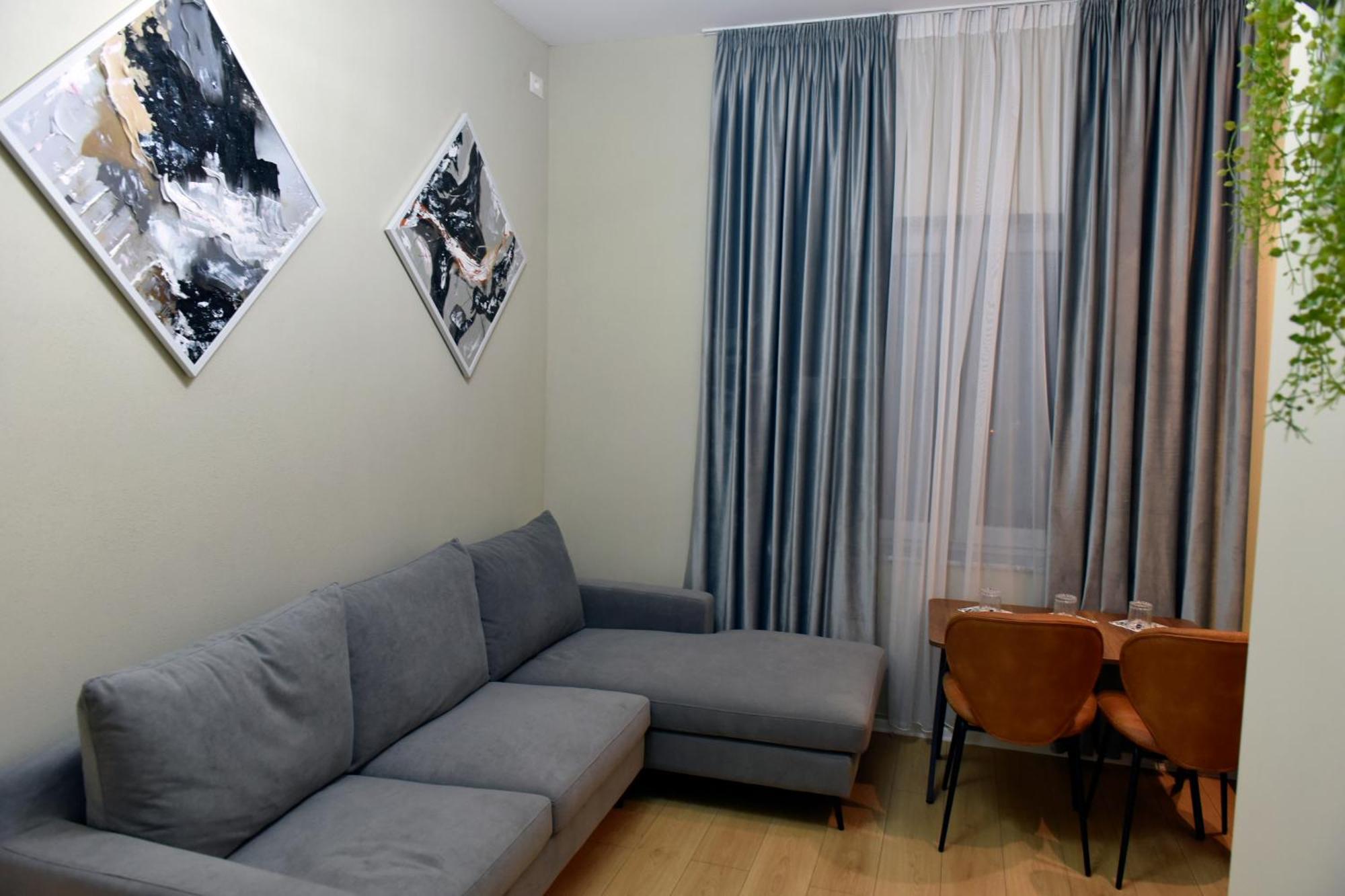 City Center Rooms And Apartments Дуррес Экстерьер фото